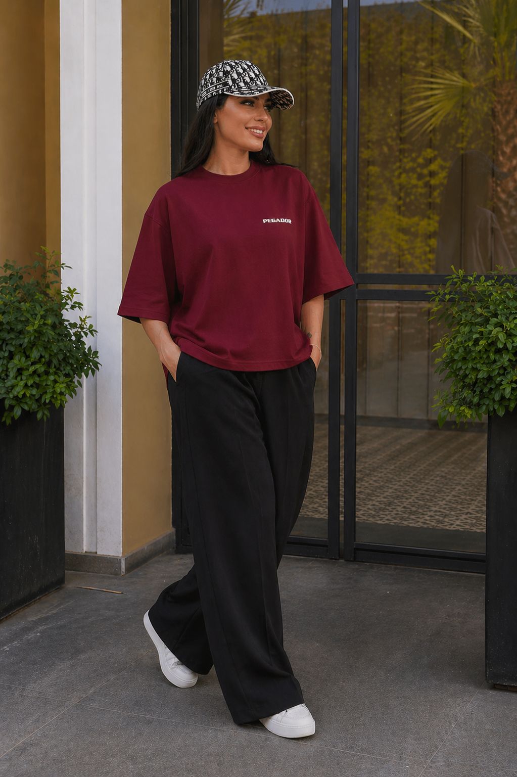 تیشرت زنانه pegador
