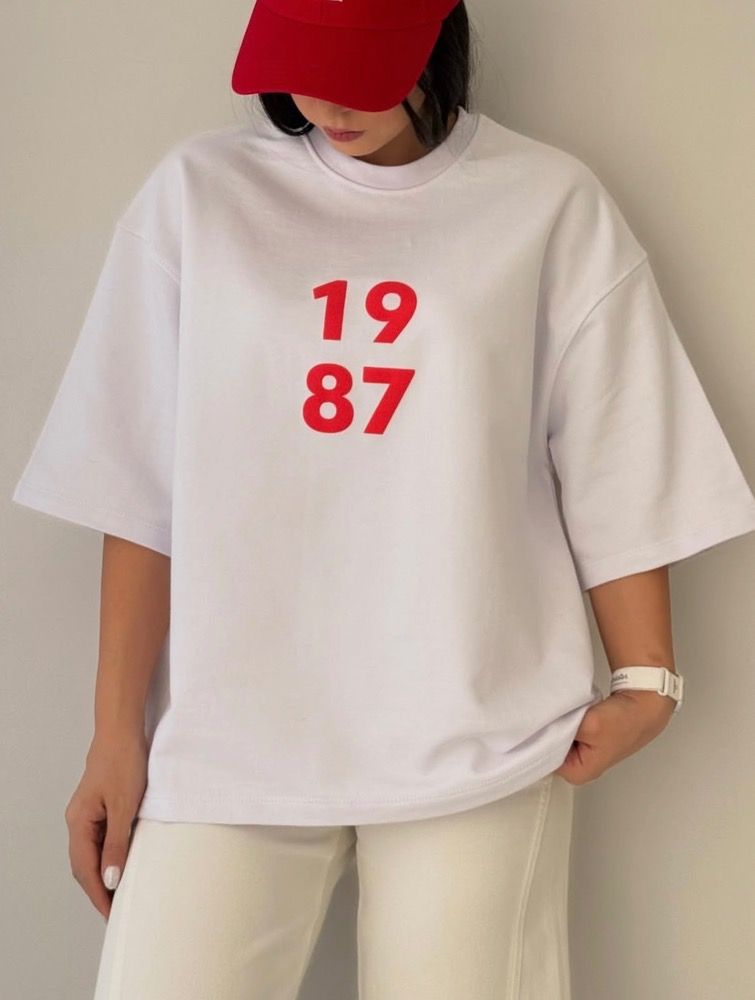 تیشرت باکسی طرح 1987