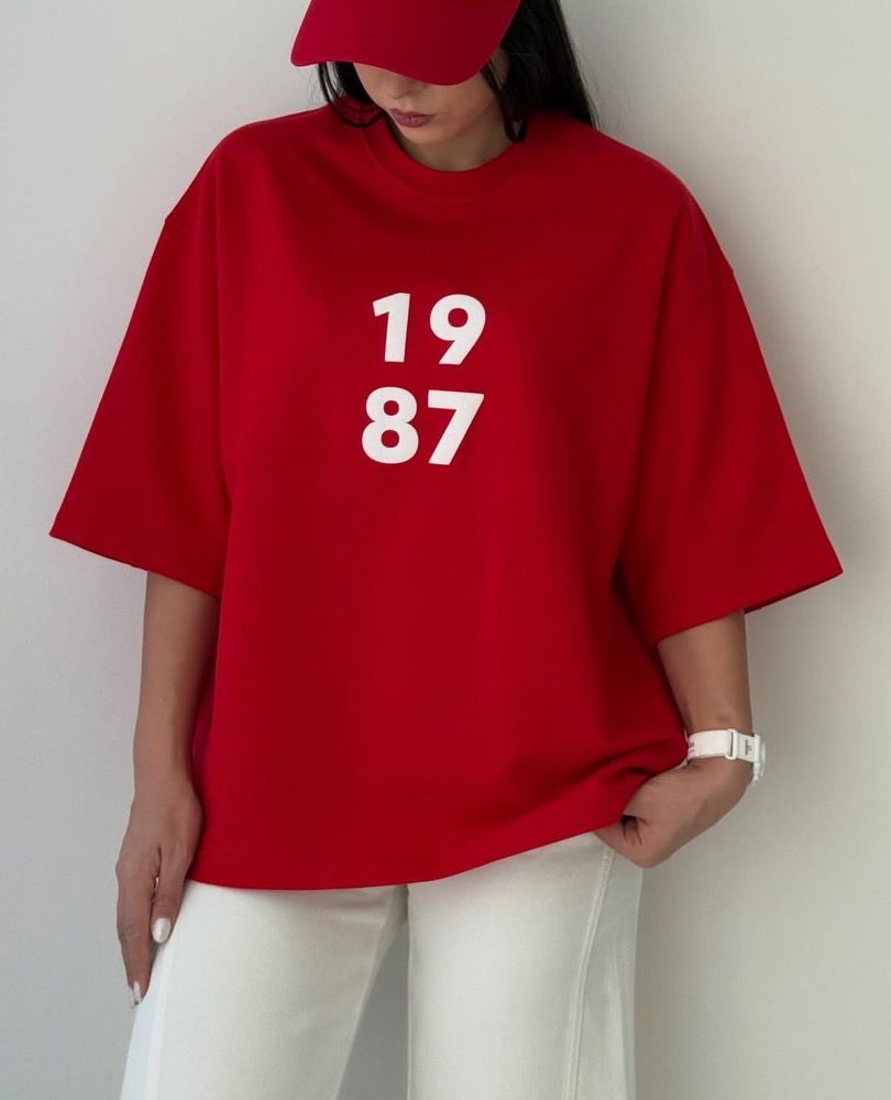 تیشرت باکسی طرح 1987