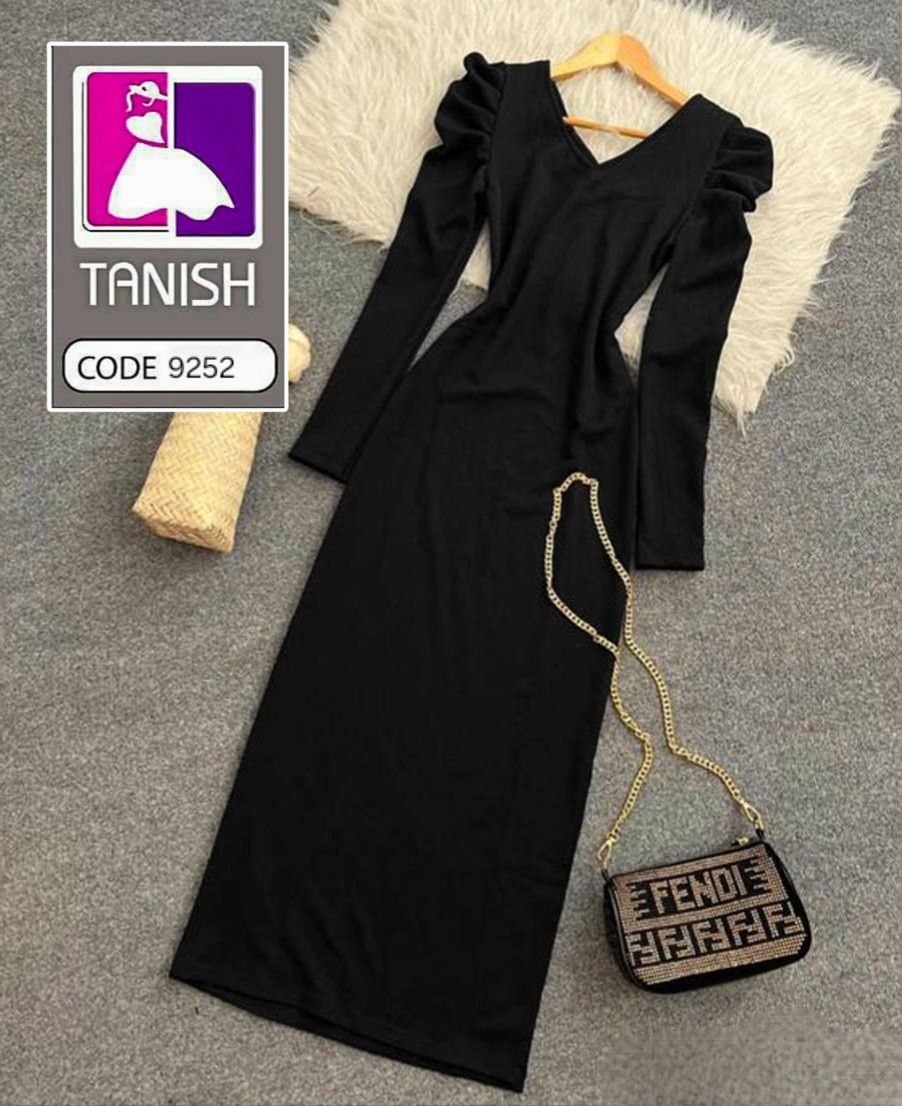 ماکسی آستین بلند سرشونه چیندار کد 9252